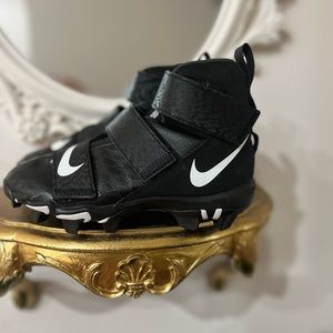 Nike football 🏈 cleats